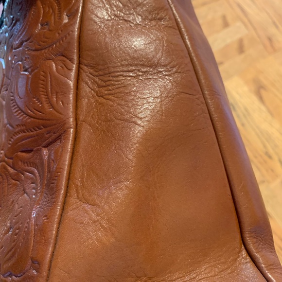 🌻Patricia Nash Embossed Leather Purse🌻 - Picture 16 of 16